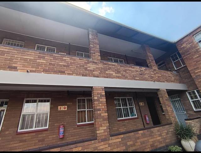 2 BEDROOM PROPERTY TO RENT IN SUNNYRIDGE